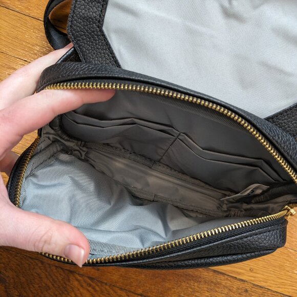 Freshly picked park pack crossbody black leather bag - Picture 7 of 10